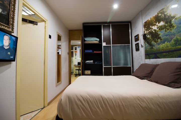 Warm apartment Gràcia 40 m2 Equipped.