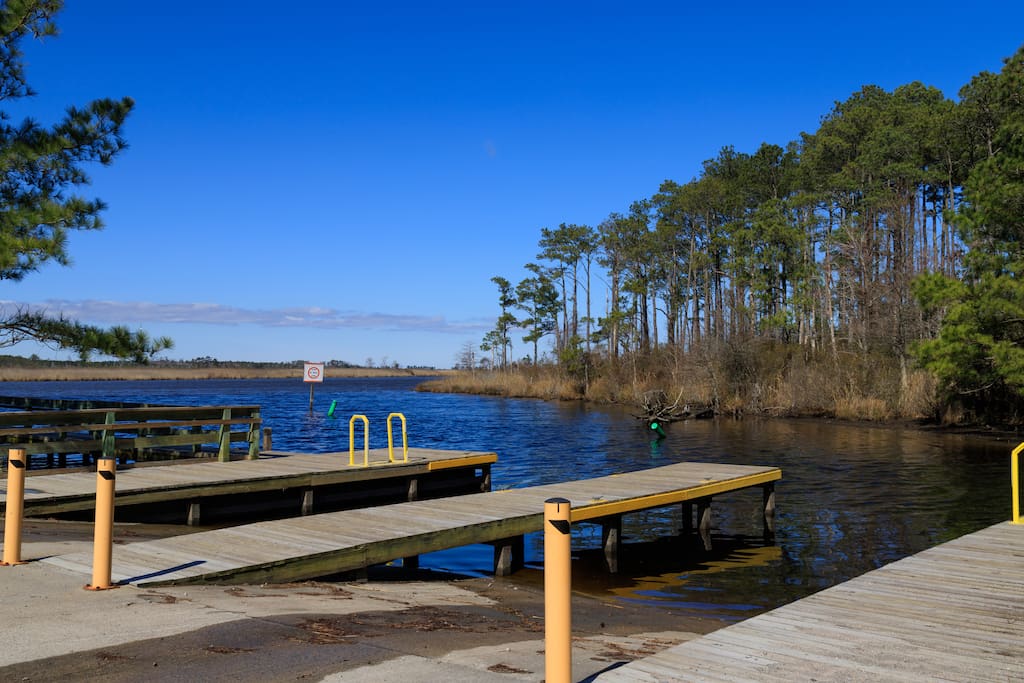 Super convenient and easily accessible Public boat ramp just a mile down the road!