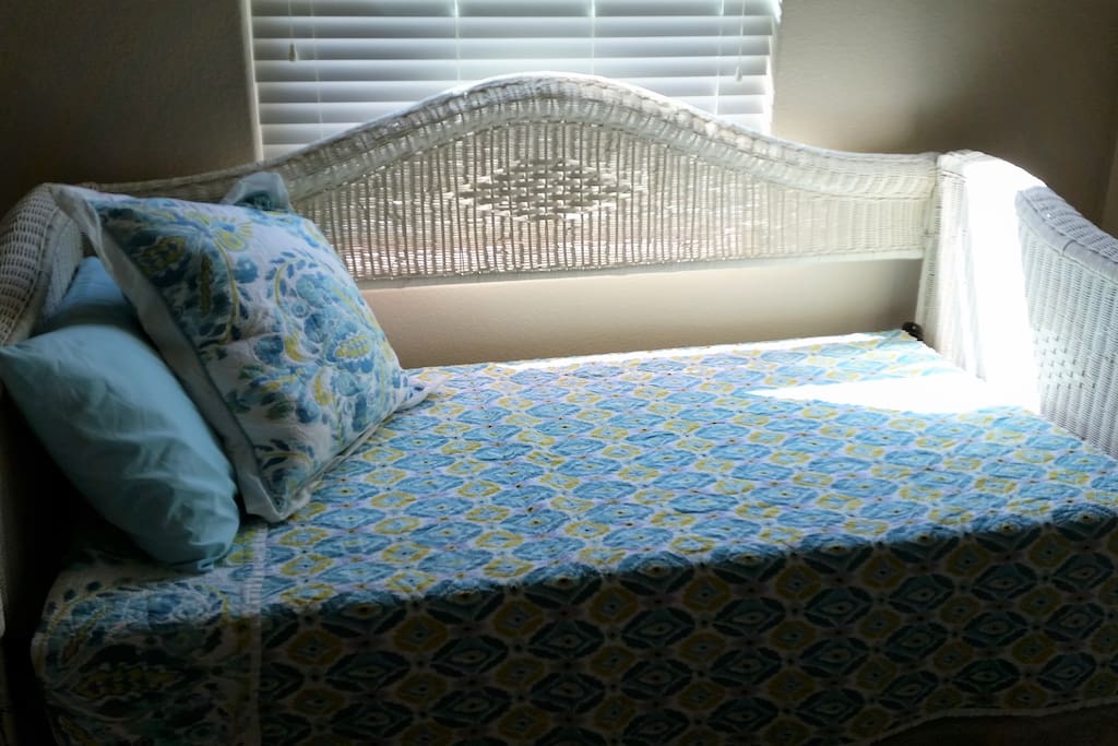 Day Bed