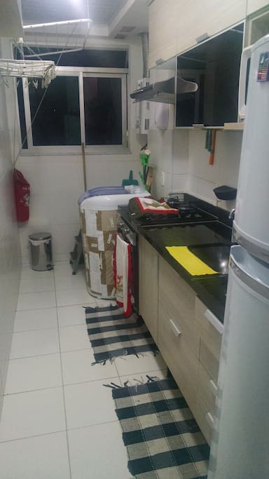 Cozinha e área de serviço