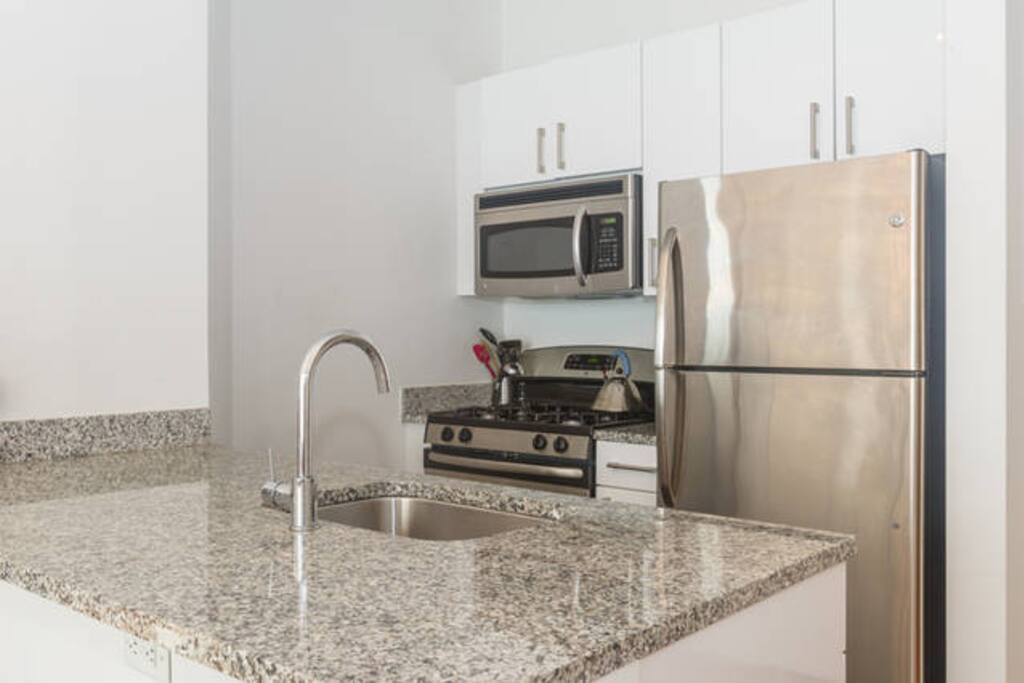 New Kitchen with Microwave, Dishwasher