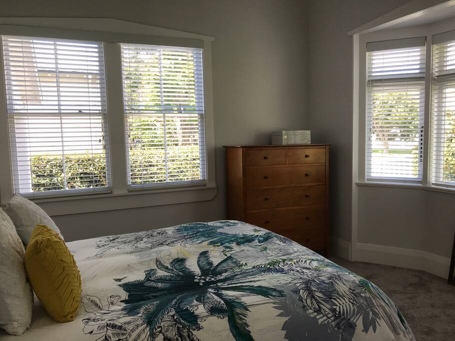 Master Bedroomwith Ensuite