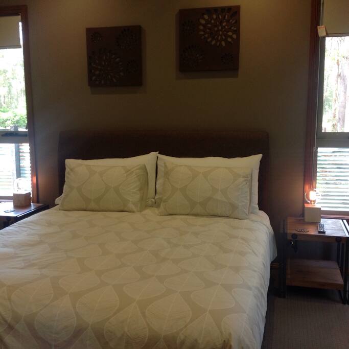 King size bed ,with flat screen TVs in King rooms