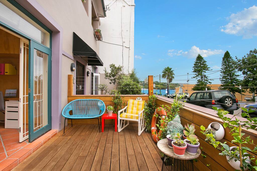 Private Deck