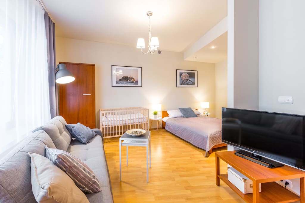 Luxury Studio, Free WiFi Internet, Free Garage, 24h Checkin
