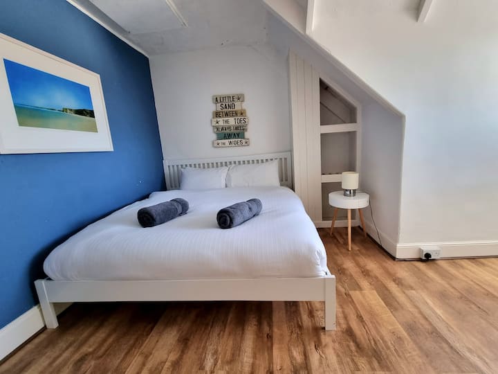 二层超大双人床 