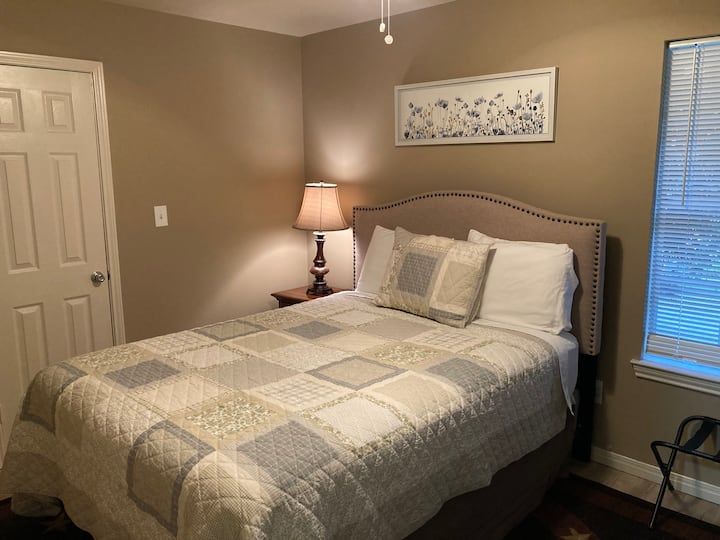 Habitación de huéspedes #1 - cama tamaño queen