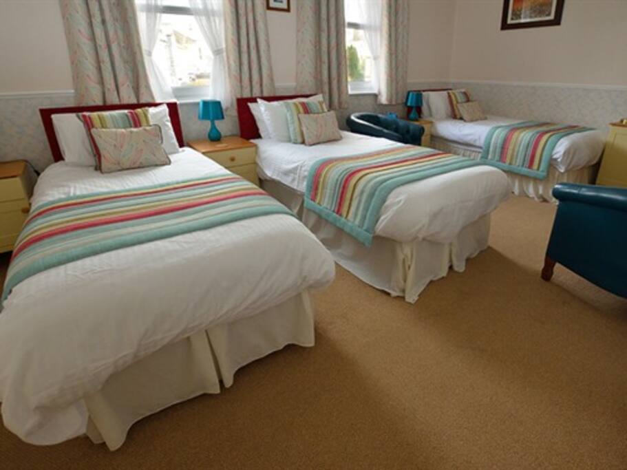 Guest room