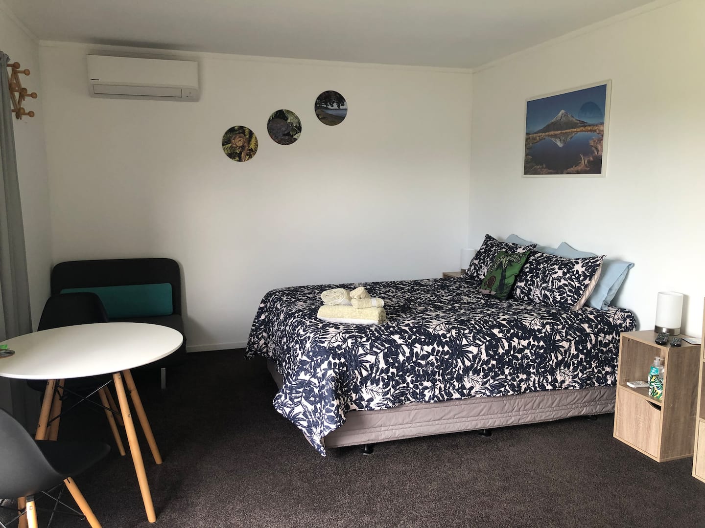 Raz And Louise’s B&b 1