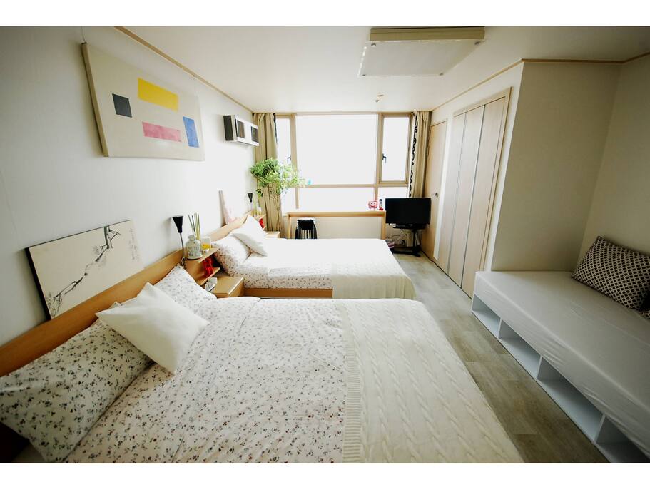 1Bedroom APT : 2queen beds and 1singbed