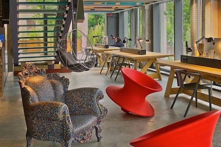 beds in 9 Bed Mixed Shared Dorm @ Anda Venice