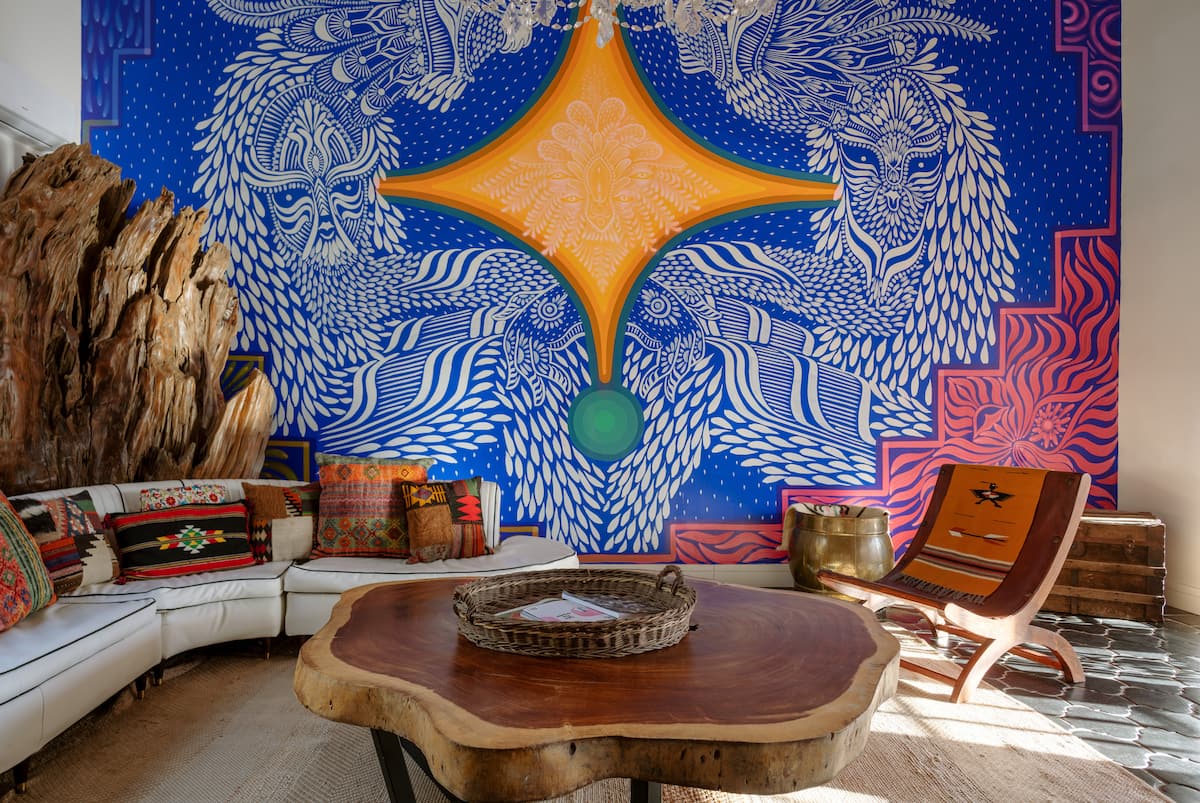 Historic Casa Cartel - Austin Villa with Courtyard Pool