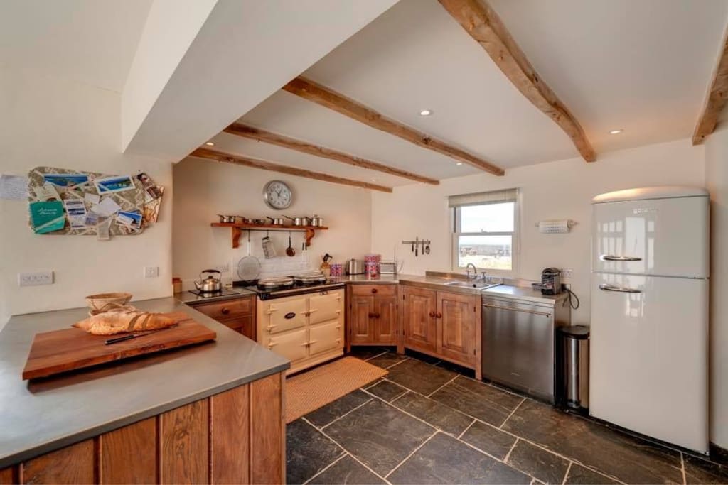 Spacious kitchen with AGA
