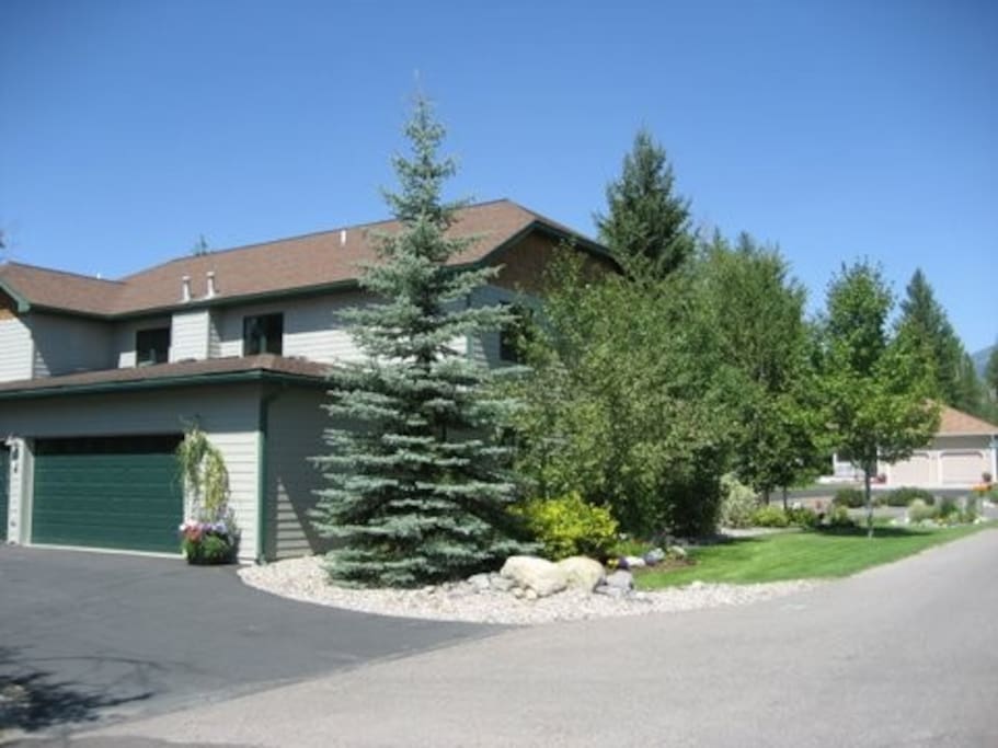 Double attached garage, rare for a vacation rental.