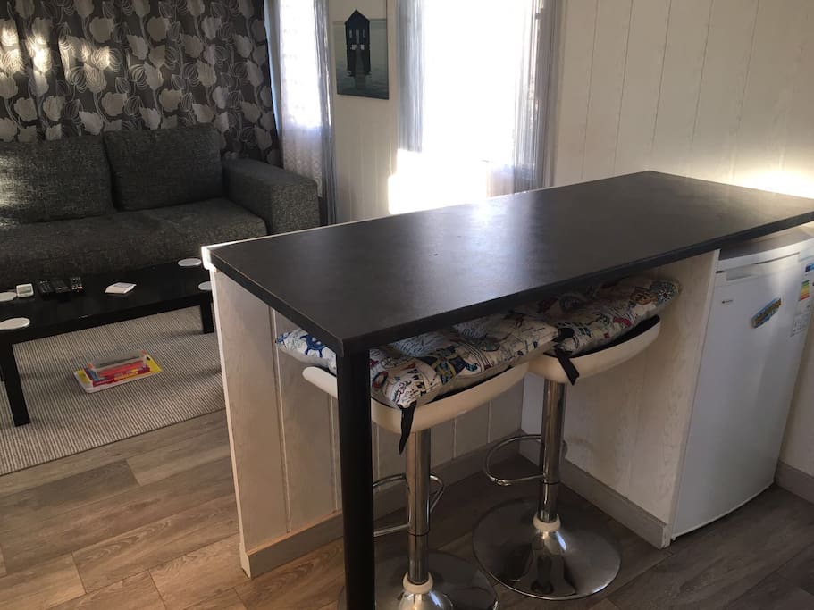 Breakfast Bar
