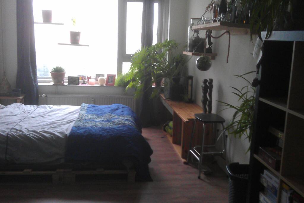 Bright bedroom number 2