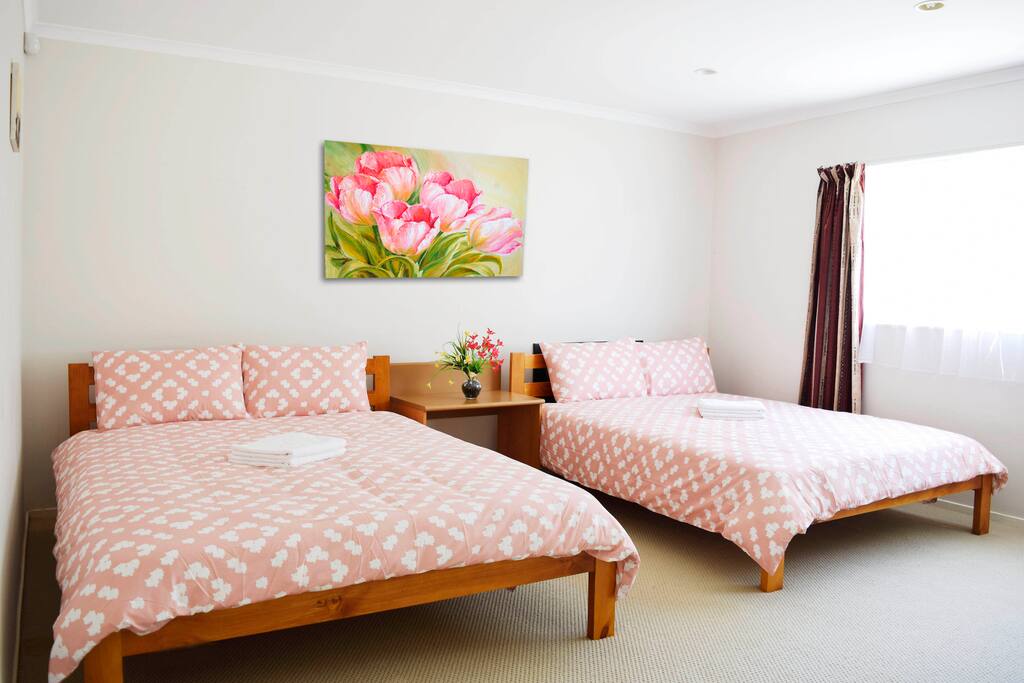 Bed room