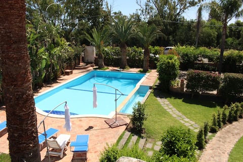 Annuncio Airbnb popolare: The Green Seaside - Ground floor a Mascali
