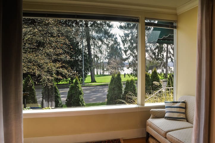 Green Lake Craftsman just across from the Lake