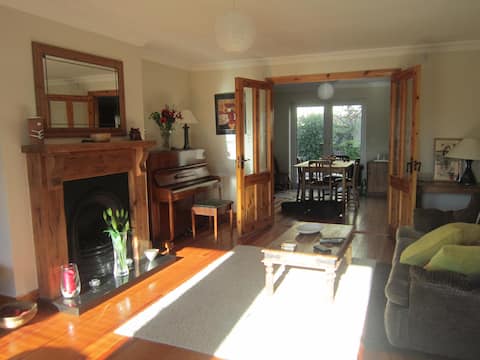 Two king size bedrooms, one en-suite in Dromahair