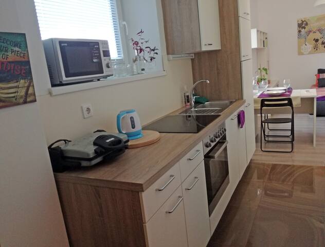 Guaranteed Free parking + City  center location