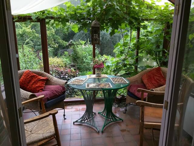 Magical woodland hideaway Brighton,Gatwick 25 mins