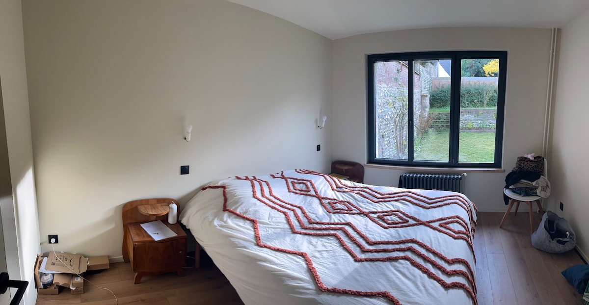 საძინებელი 1