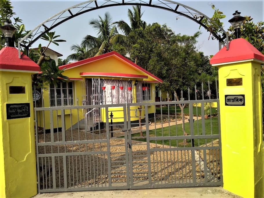Prantarik Cottage - The entrance