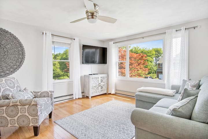 Top Floor Living Room