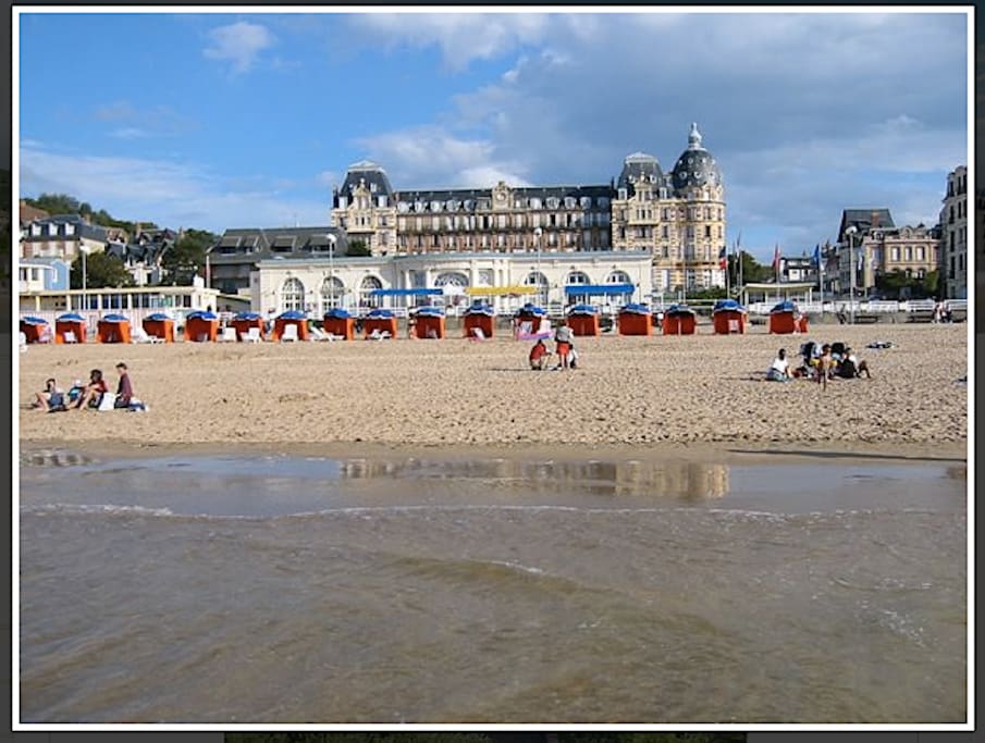 La plage d'Houlgate