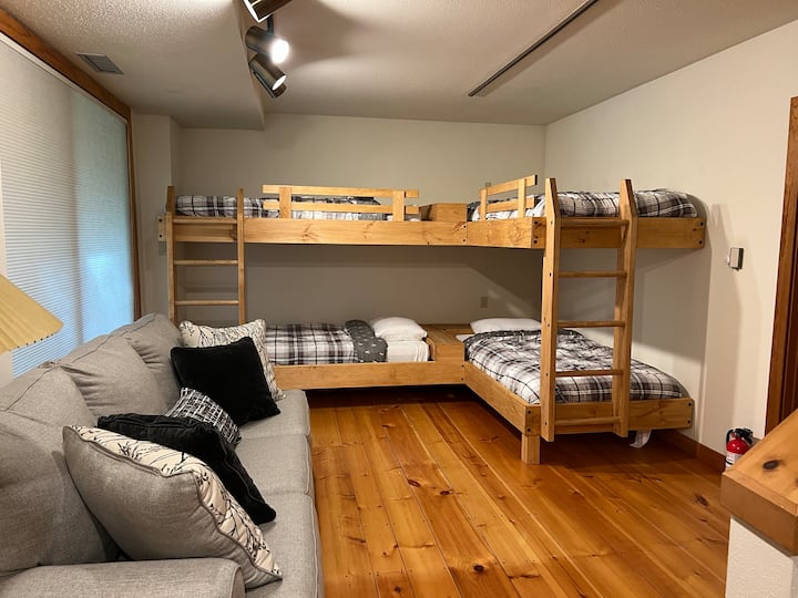 Brand new twin XL bunks in lower bedroom. Only bottom two bunks are available for guest use. 