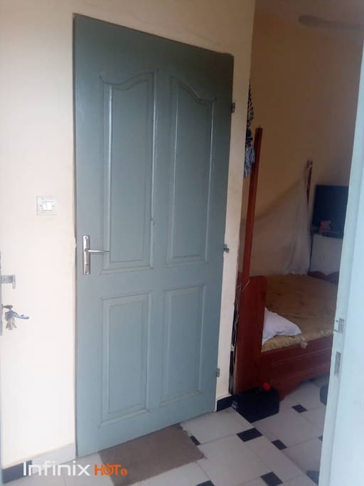 Les bénédictions d'Abraham - Townhouses à louer à Porto Novo, Ouémé Department, Bénin Airbnb Chambre privée à Porto Novo (Bénin). le logement que je vous proprose comporte une douche,un lit à deux place elle est près de Cotonou. C’est une maison avec un étage. Située dans la ...... les bénédictions d'Abraham - Townhouses à louer à Porto Novo, Ouémé Department, Bénin