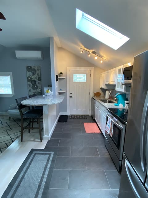 Pine Point Beach - private, quaint, charming space