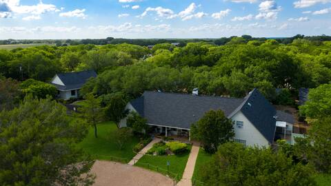 Reunions, Retreats, Weddings @GatheringOaksRetreat