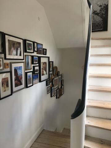 Town House with fire place and lots of “hygge” gallery image 4