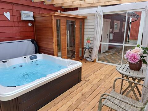 Coin loft Borlänge glazed hot tub