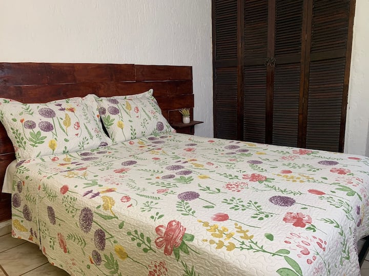 غرفة النوم 1