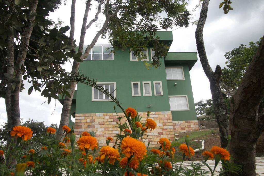 www. casadomirante .com