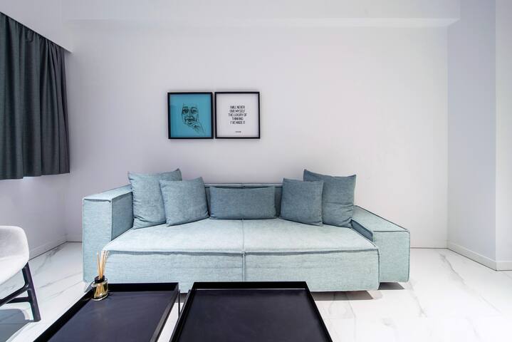 Heritage 102 /Luxury Two Bedroom gallery image 5