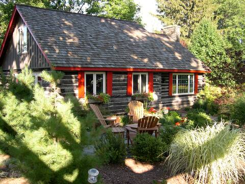 Charming Cabin-Private Beach & Golf