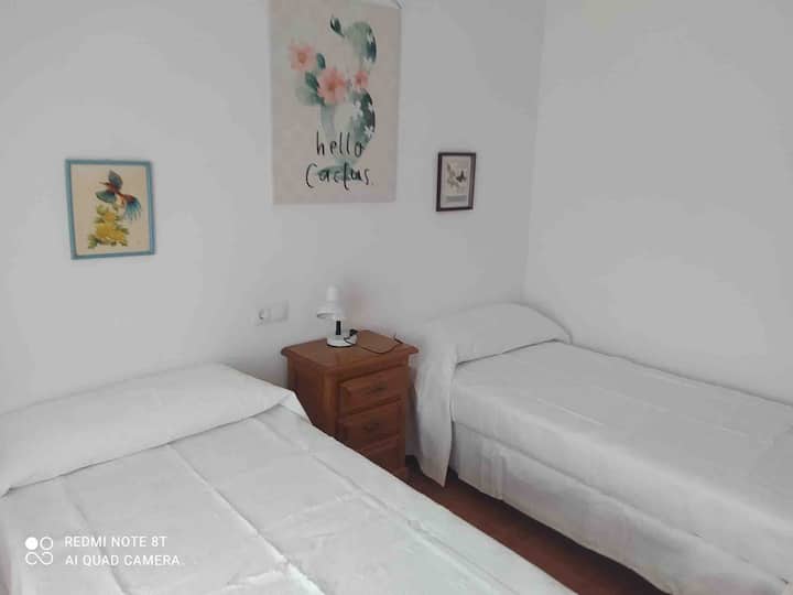 Dhomë gjumi 1