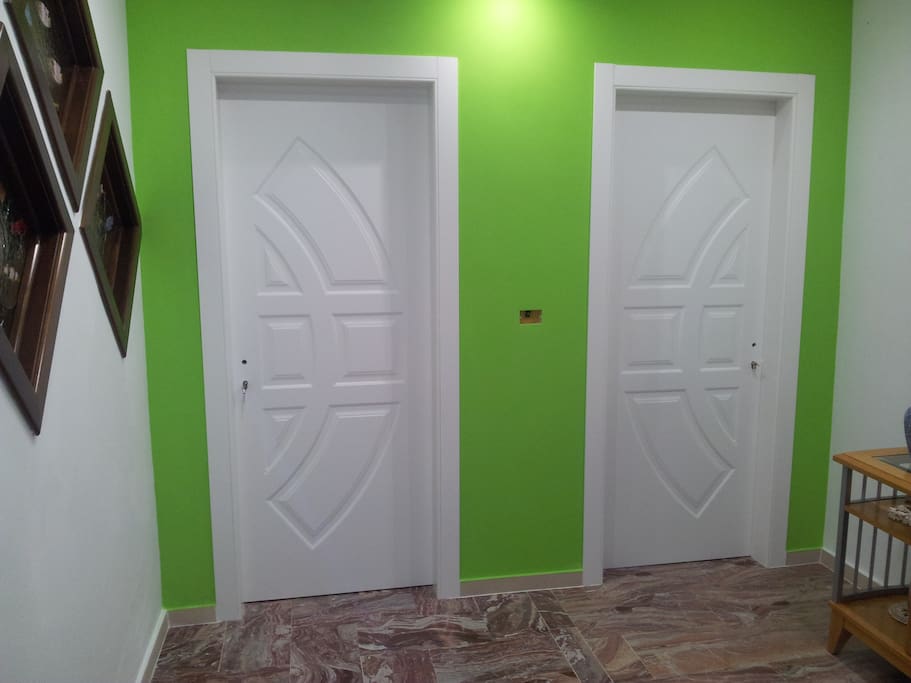 Ingresso (a destra)