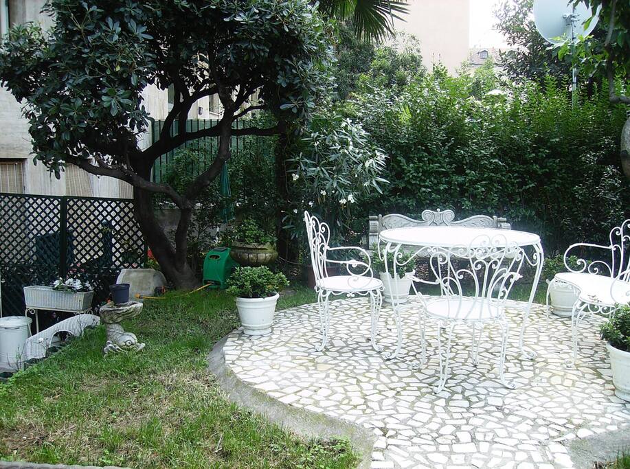 Giardino privato con ingresso indipendente