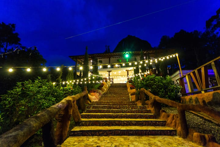 guatape antioquia colombia