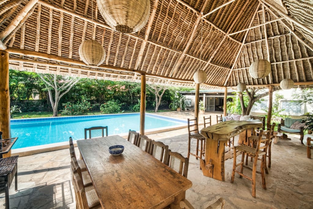 The Poolside Bar, Dining and lounge area
