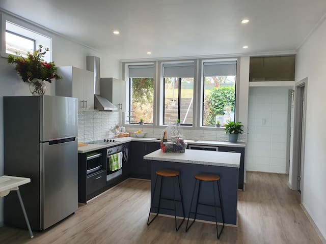 Airbnb Skipton Holiday Rentals Places To Stay Victoria