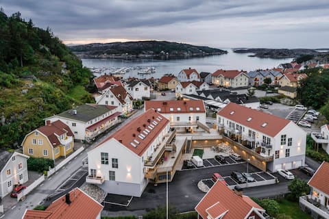 Fresh apartment in the middle of the holiday idyll Fjällbacka