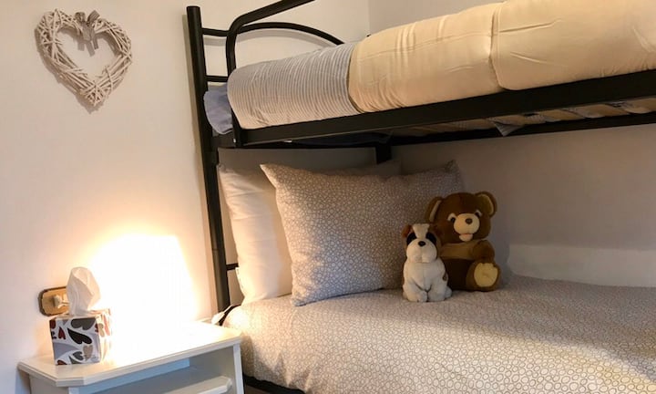 غرفة النوم 1