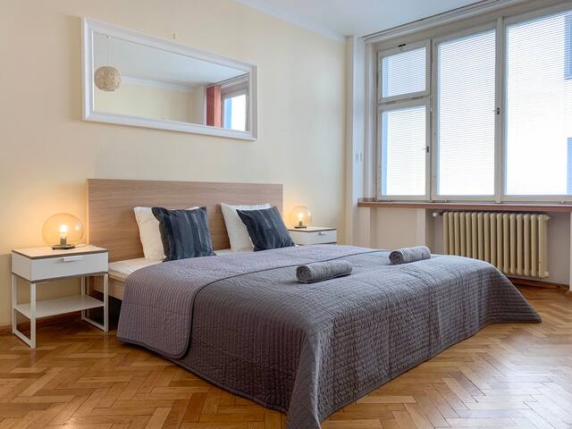 CITY CENTER! PERFECT LOCATION! [PN1]