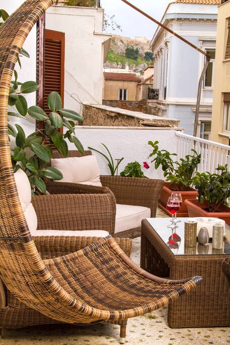 Our apartment has nothing to be jealous of a 5 star hotel!! We have a great private jacuzzi spa in the balcony, and Number of services on request (including breakfast with 5 euro per person and cleaning and housekeeping services with 4 euro per person).
If you are interested in, i can arrange for you tailor made day trips in and around Athens.
From/To Airport transport or any other transport is available upon demand at an additional but very reasonable cost.